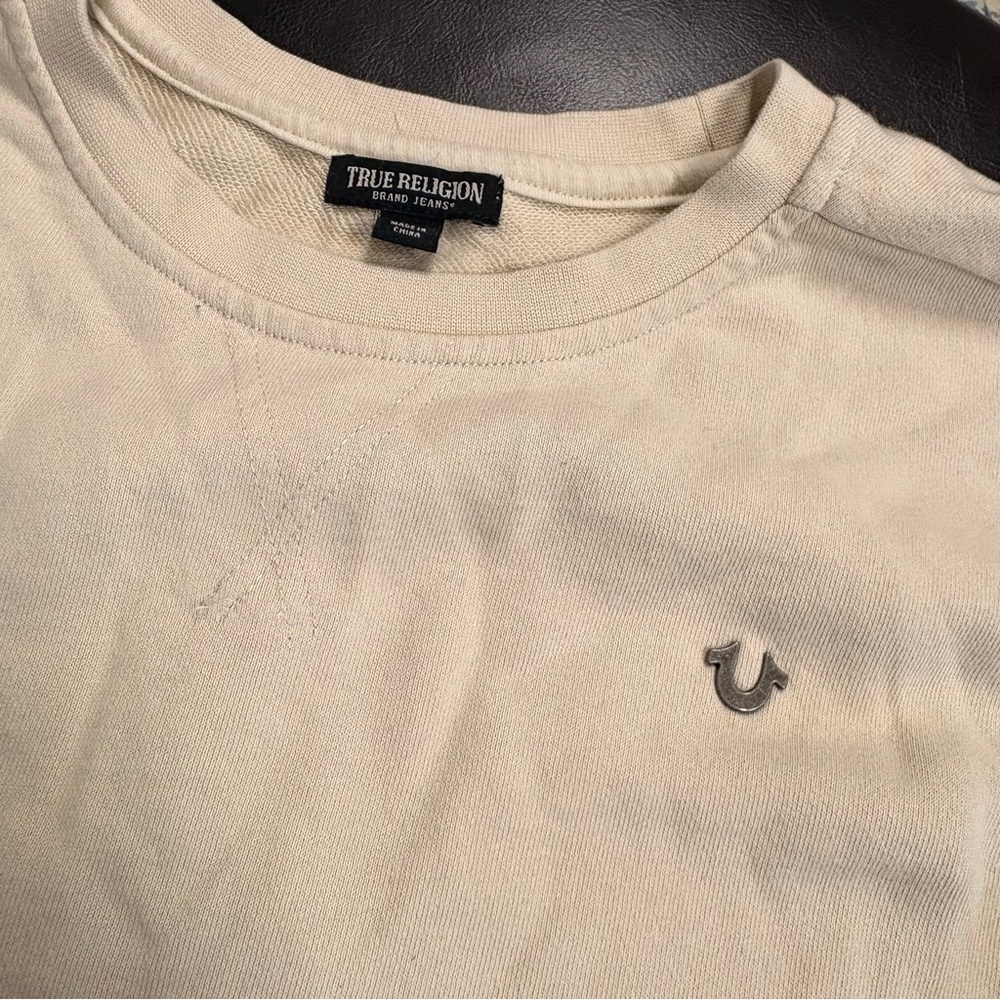 True Religion Gradient Sweatshirt and Shorts Set - Picture 2 of 5